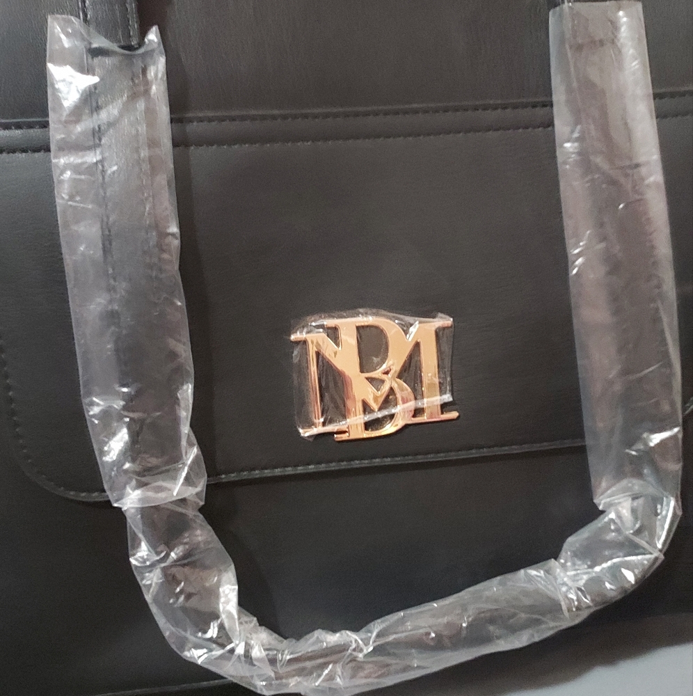 NWT Badgley Mischka - Picture 3 of 7